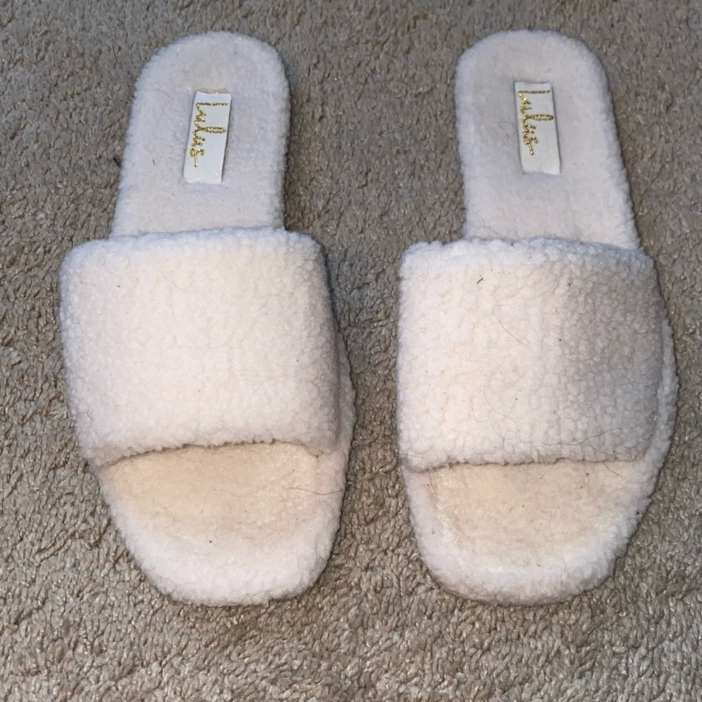Lulus slippers size 9- worn once